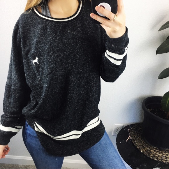 PINK Victoria's Secret Tops - PINK Victoria’s Secret crew neck pullover